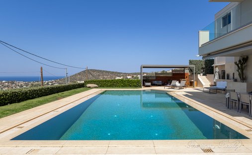 Villa in Anavissos, Attica, Greece 1
