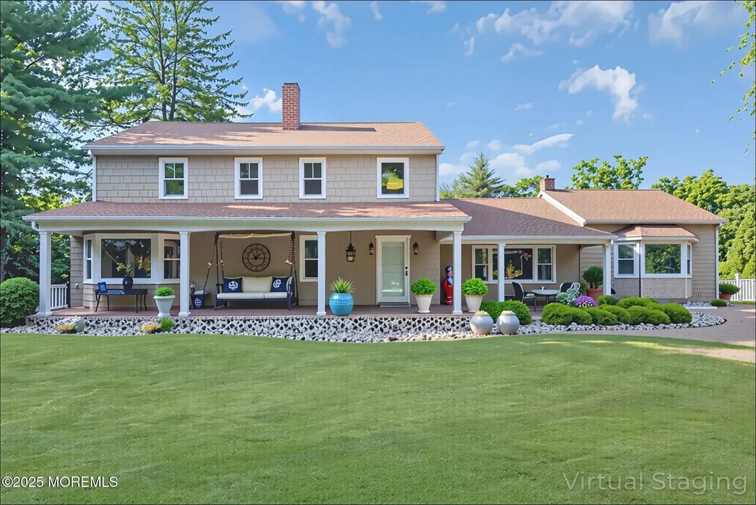 House in Holmdel, New Jersey, United States 3 - 15811322