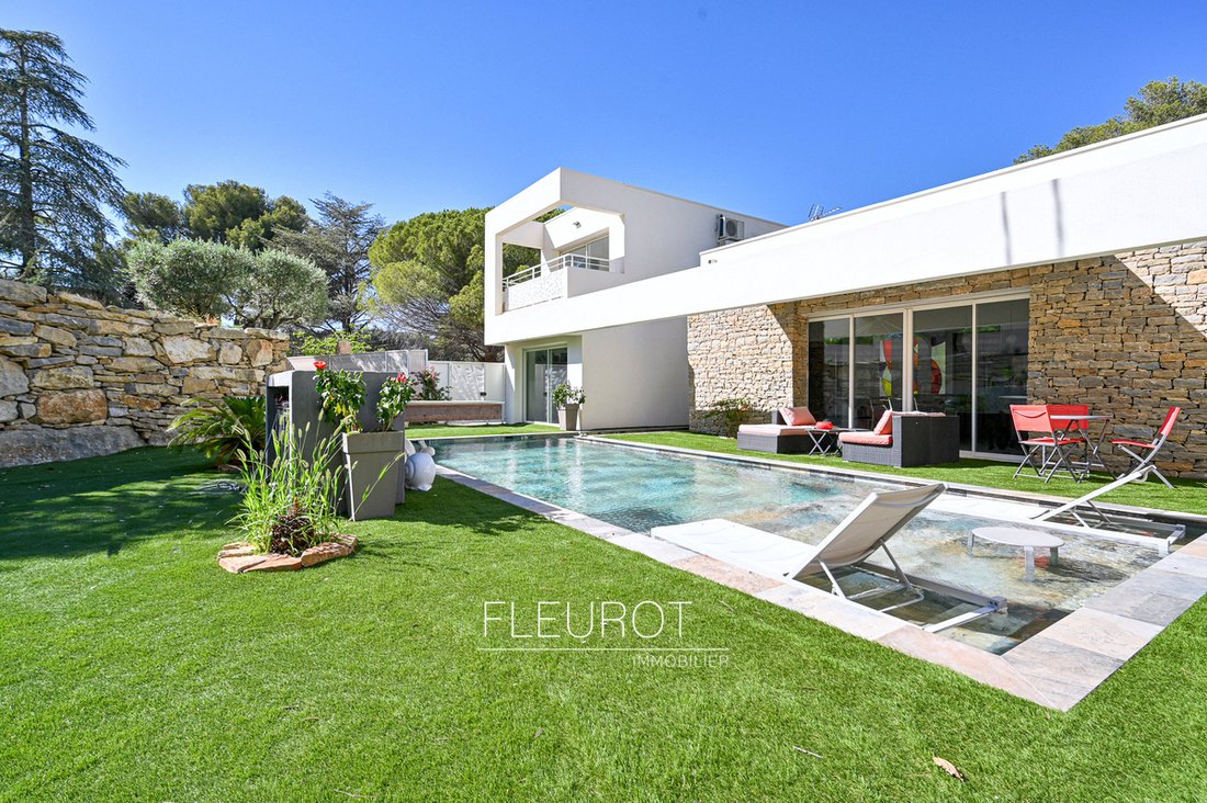 House in La Ciotat, Provence-Alpes-Côte d'Azur, France 1 - 15810353