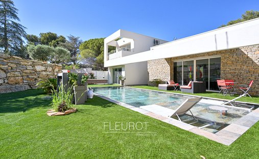 House in La Ciotat, Provence-Alpes-Côte d'Azur, France 1