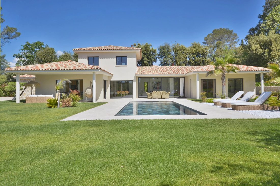 Villa in Sud, Roquefort-les-Pins, France 4 - 15605580