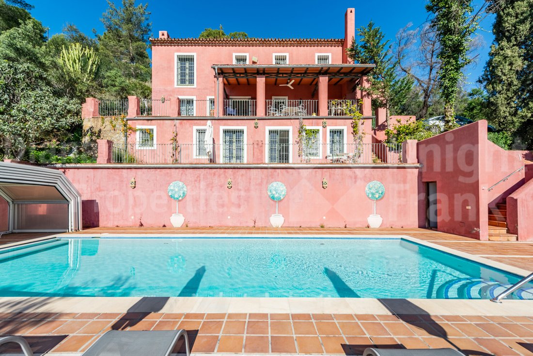 Villa in El Madroñal, Benahavis, Spain 3 - 15809328
