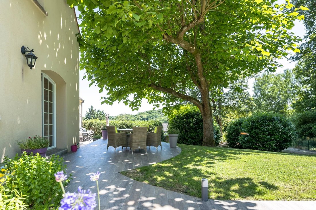 House in Grosrouvre, Ile-de-France, France 3 - 15808699