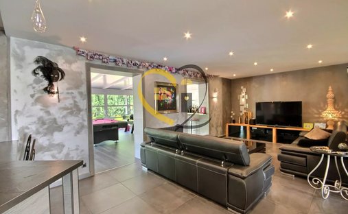 Castle for Sale in Allogny, Centre-Val de Loire, France