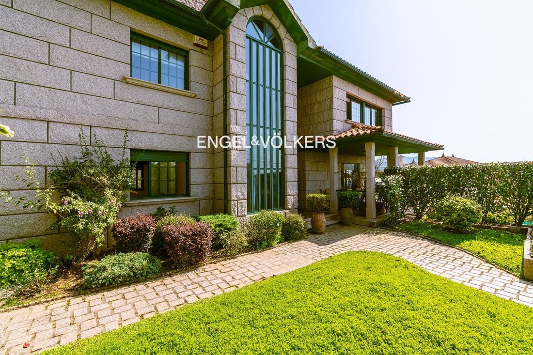 Villa in Castrelos, Vigo, Spain 2 - 15810311