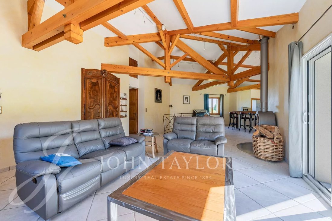 Villa in Saint-Paul-en-Jarez, Auvergne-Rhône-Alpes, France 5 - 15809015