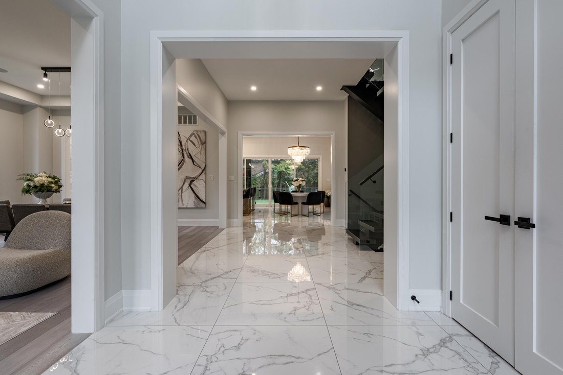 House in Mississauga, Ontario, Canada 4 - 15809460