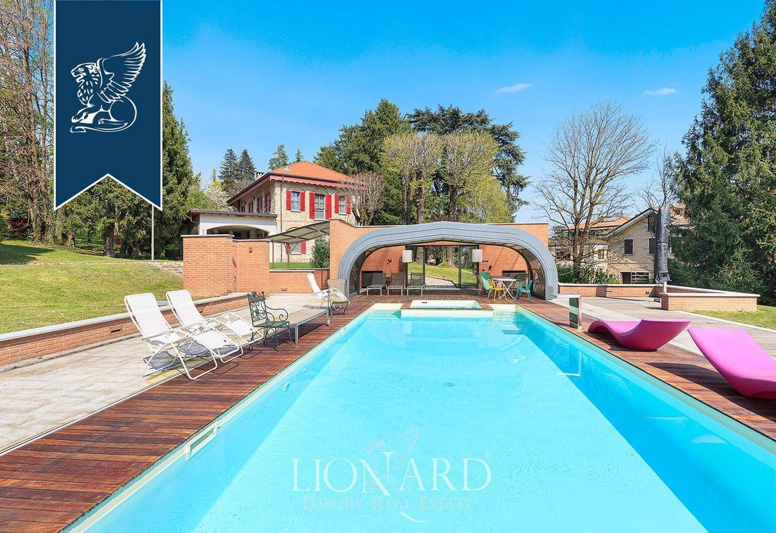 Villa in Erba, Lombardy, Italy 2 - 15813730