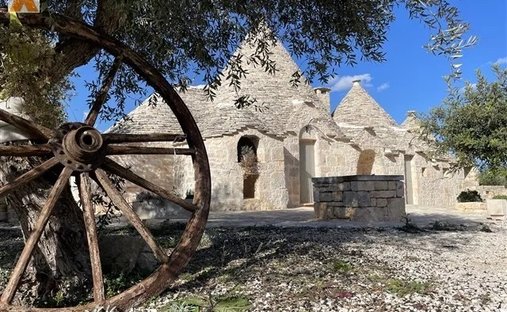 Villa in Alberobello, Apulia, Italy 1