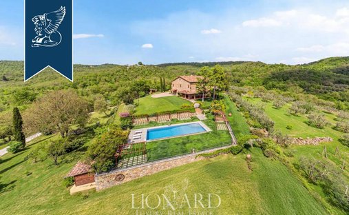 Villa en Civitella in Val di Chiana, Toscana, Italia 1