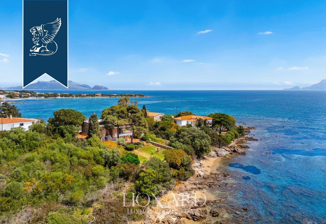 Villa in Olbia, Sardinia, Italy 1 - 15813680