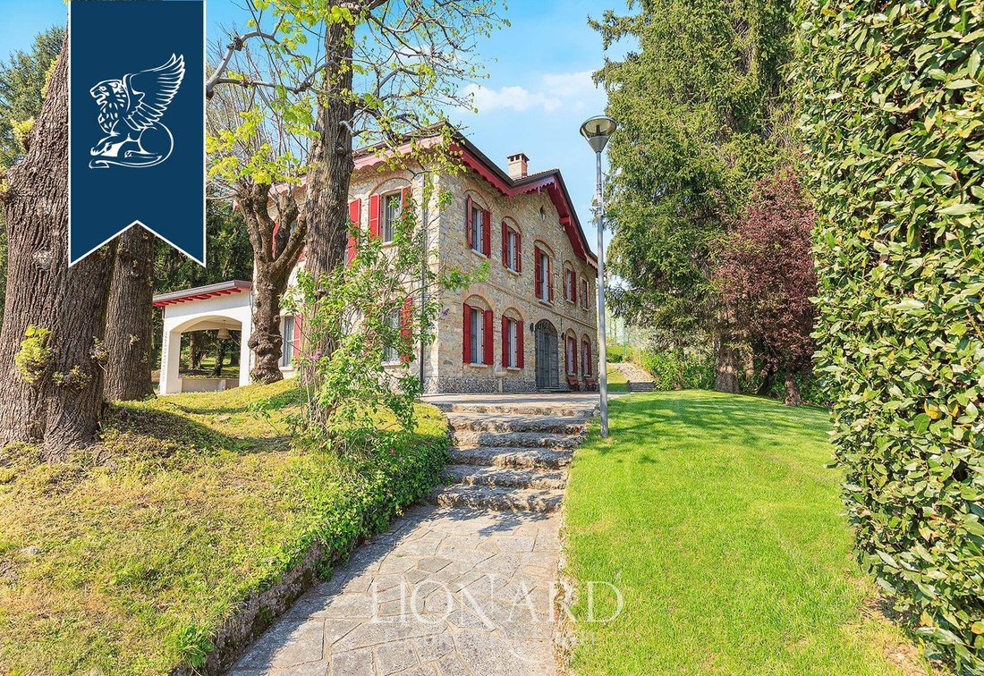 Villa in Erba, Lombardy, Italy 3 - 15813730