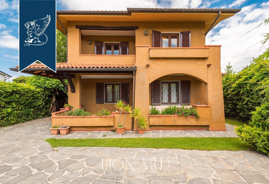 Villa in Center, Forte dei Marmi, Tuscany 2 - 15813684