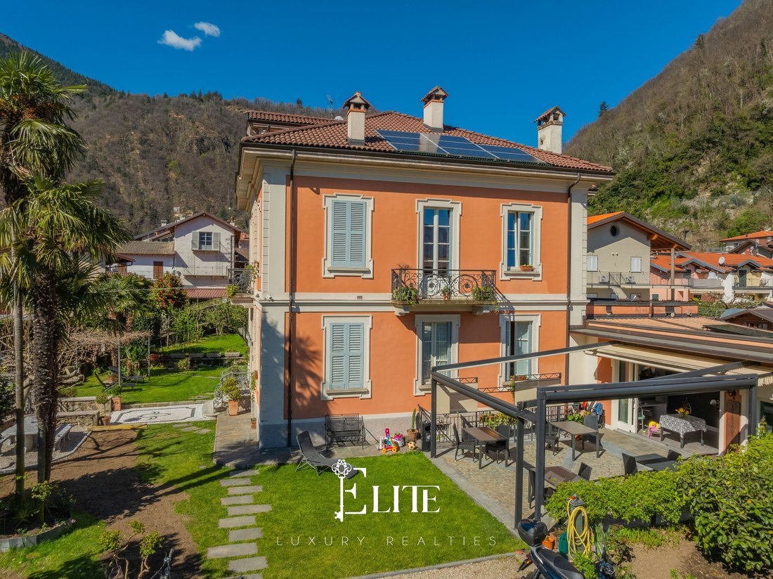 Villa in Cannobio, Piedmont, Italy 1 - 15812619