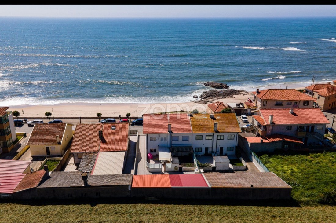 House in Vila Chã, Porto District, Portugal 1 - 15818862