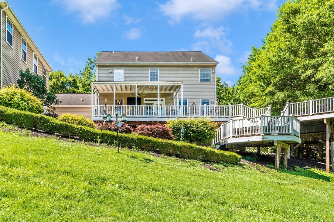 House in Clarksburg, Maryland, United States 4 - 15814056