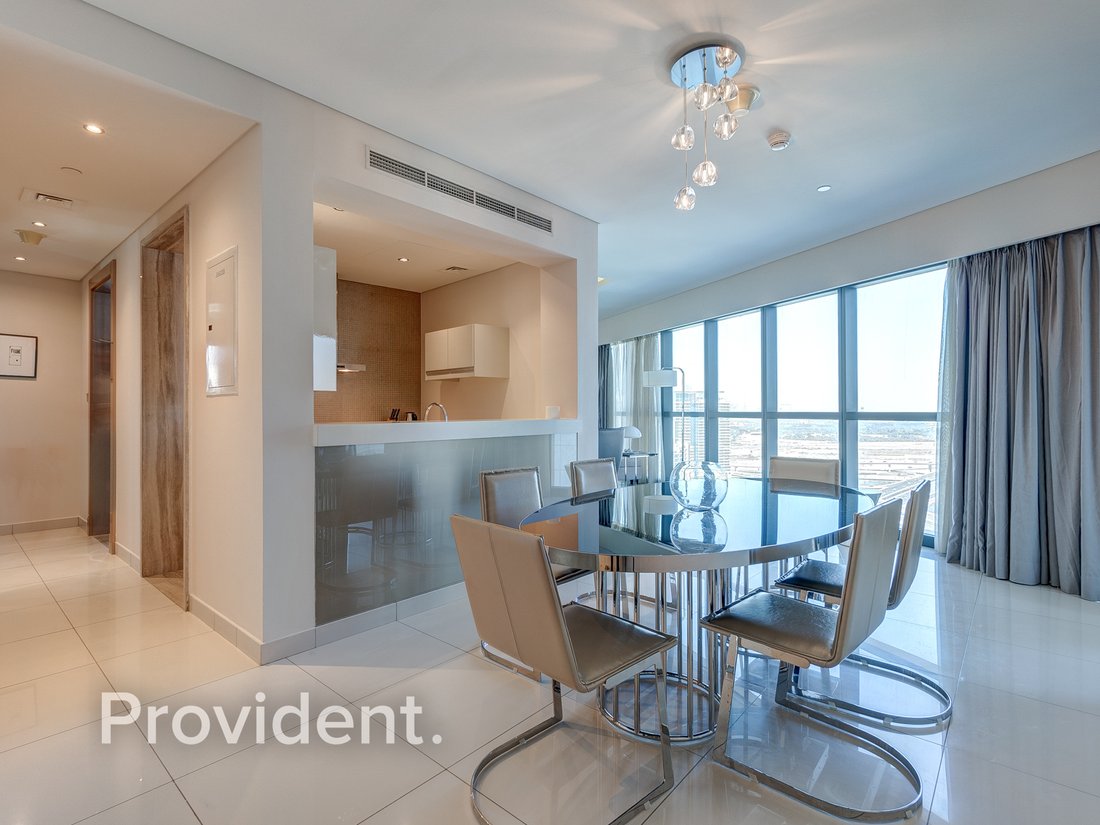 Dubai, Dubai, United Arab Emirates 4 - 15813995