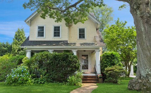 House in Garden City, New York, United States 1