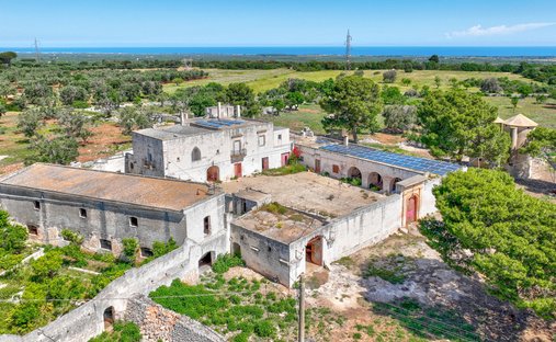 Maison à Belvedere- Sierri - Arrighi, Carovigno, Pouilles 1