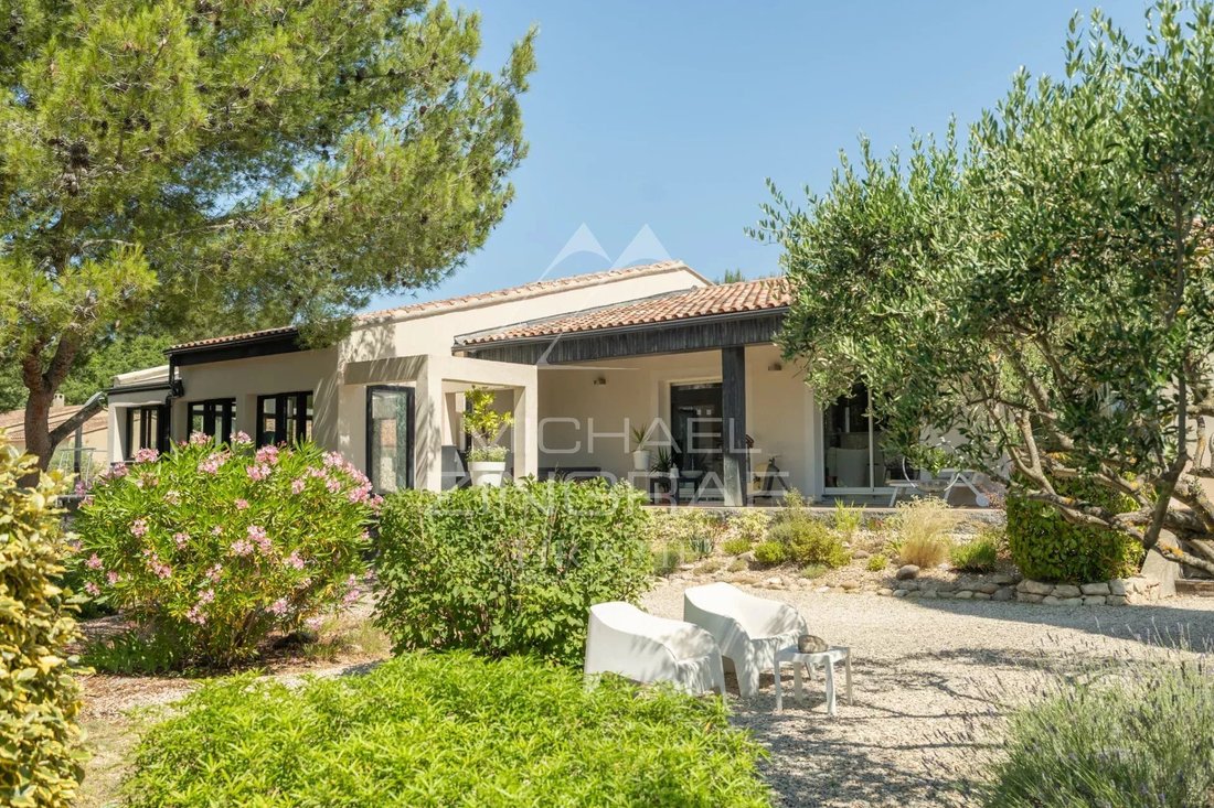 House in Lauris, Provence-Alpes-Côte d'Azur, France 2 - 15814830