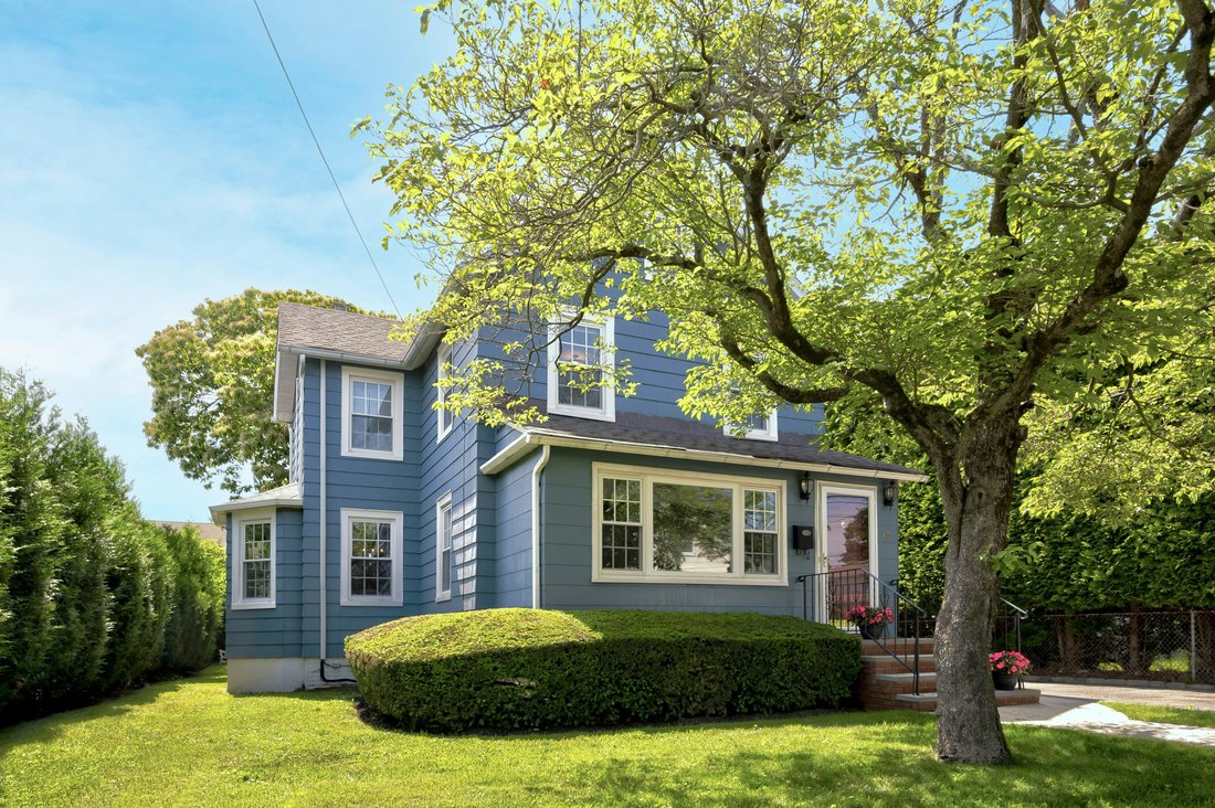 House in Port Washington, New York, United States 1 - 15814754