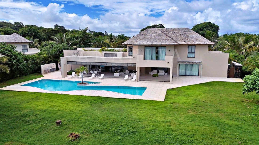 Villa in Beau Champ, Flacq District, Mauritius 1 - 15814579