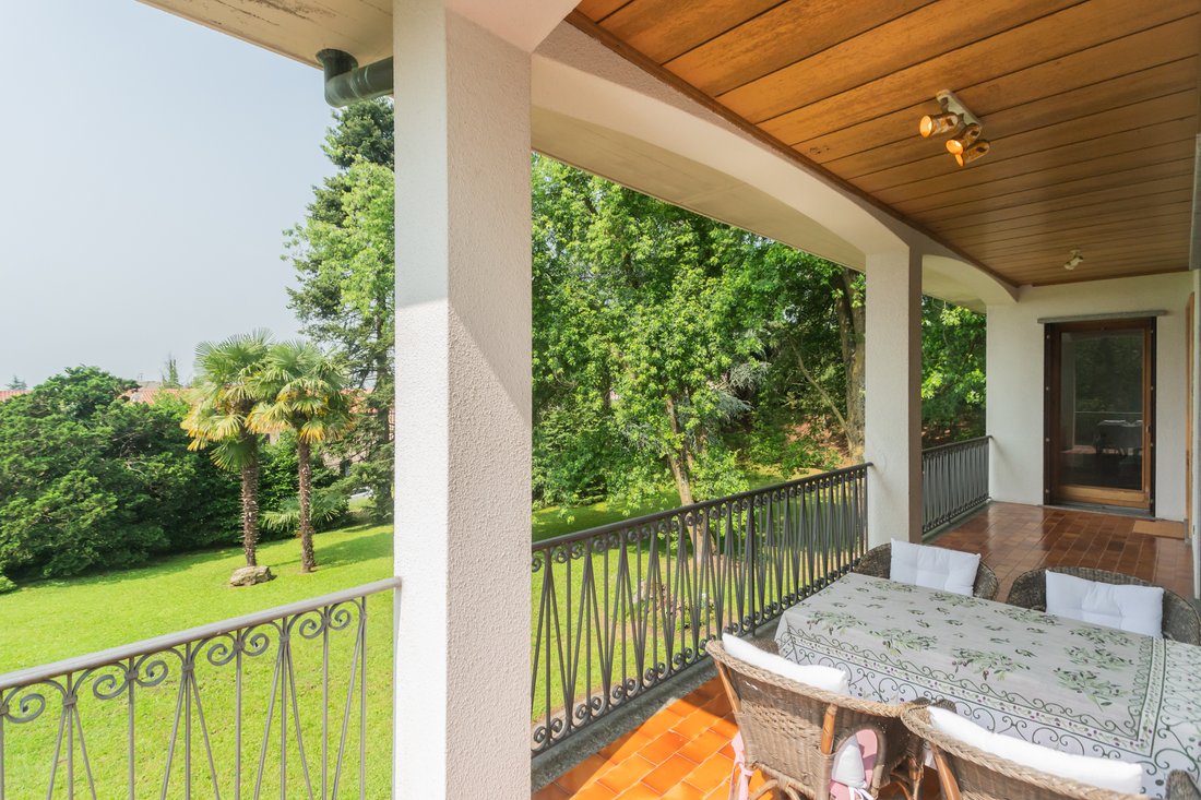 Villa in Saltrio, Lombardei, Italien 5 - 15824097