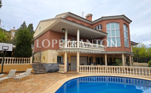 Villa in Benaguasil, Land Valencia, Spanien 1