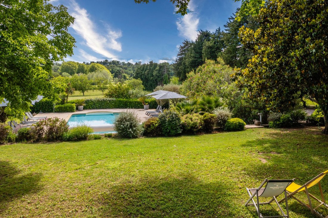 House in Vacqueyras, Provence-Alpes-Côte d'Azur, France 4 - 12616864