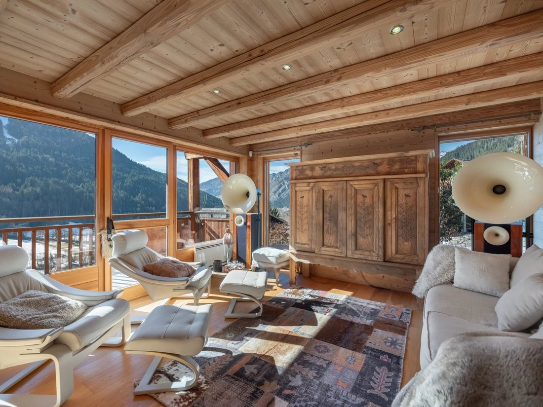 Chalet in La Chapelle-d'Abondance, Auvergne-Rhône-Alpes, France 2 - 15823247