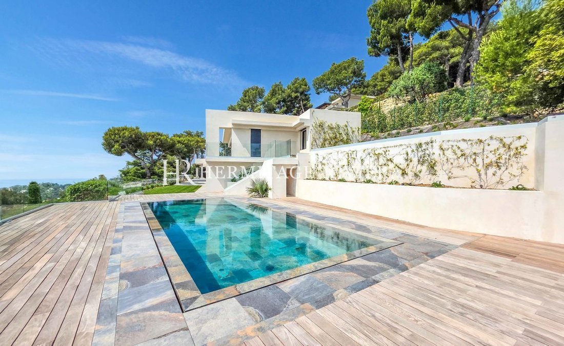 Villa in Village-Cros de Caste-Coupiere-Mont Gros, Roquebrune-Cap-Martin, France 1 - 15819267