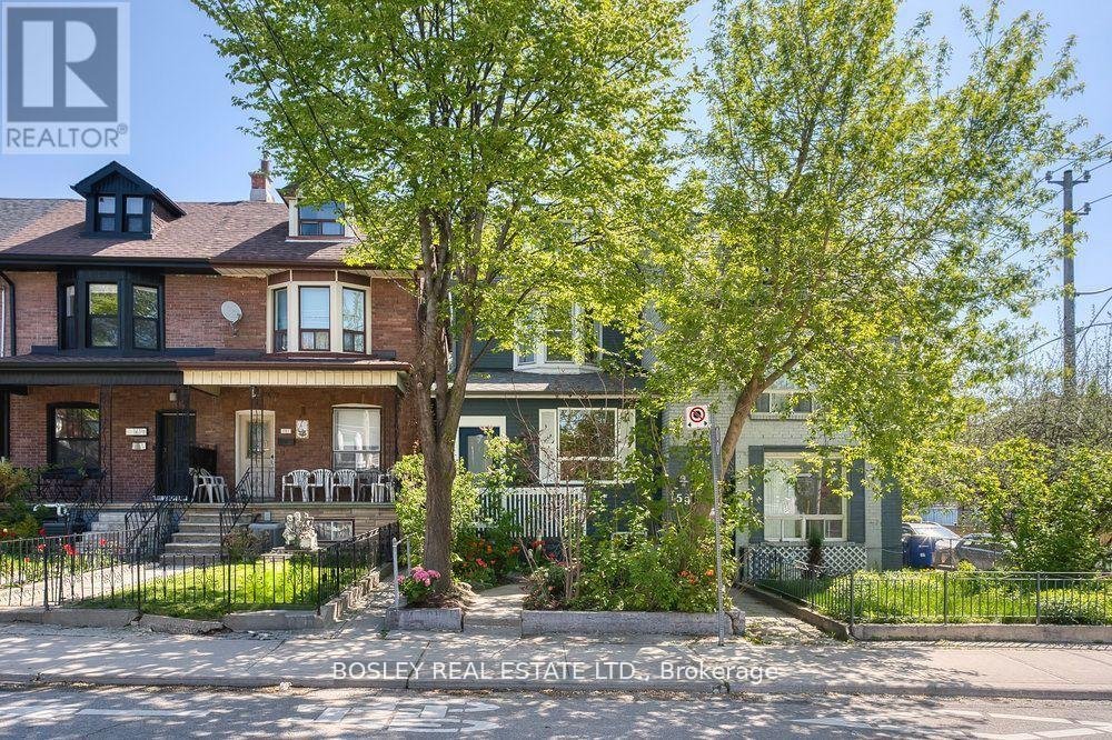House in Toronto, Ontario, Canada 1 - 15818433