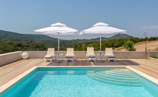 Villa in Velo Grablje, Split-Dalmatia County, Croatia 1