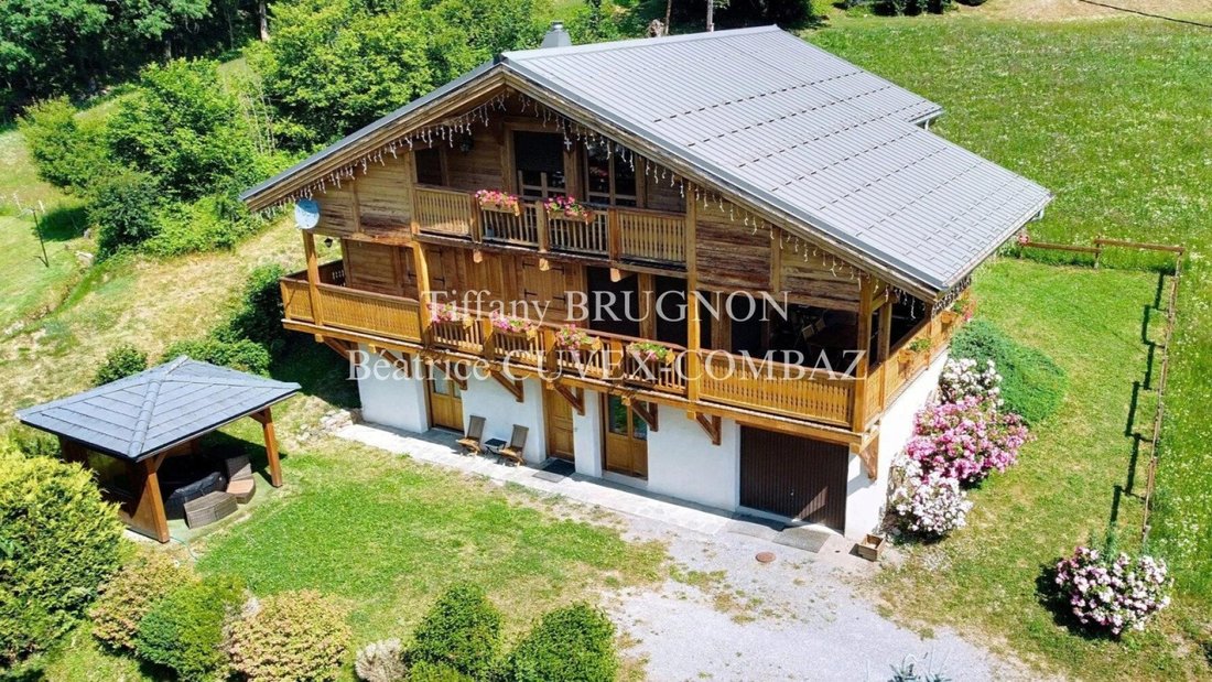 House in Villard-sur-Doron, Auvergne-Rhône-Alpes, France 1 - 15692814