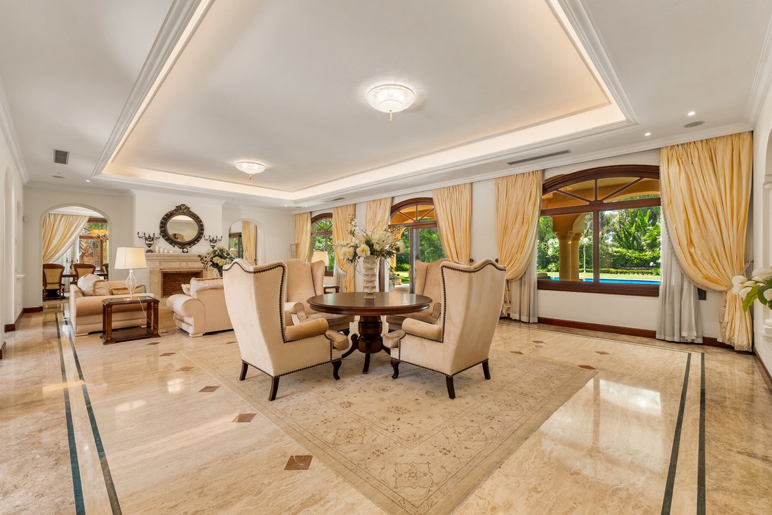 Villa in Guadalmina Baja, San Pedro de Alcantara, Spain 4 - 15709490