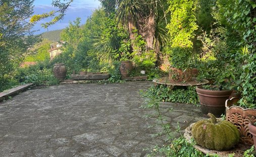 Villa a Santa Maria del Giudice - San Lorenzo a Vaccoli, Lucca, Toscana 1
