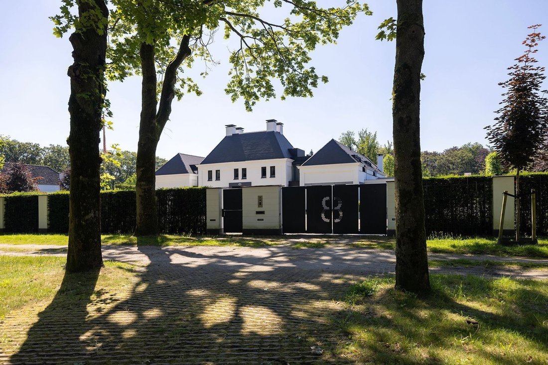 Villa in Oisterwijk, North Brabant, Netherlands 4 - 15815666