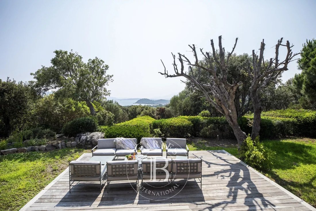 Villa in Lecci, Corsica, France 3 - 12952528