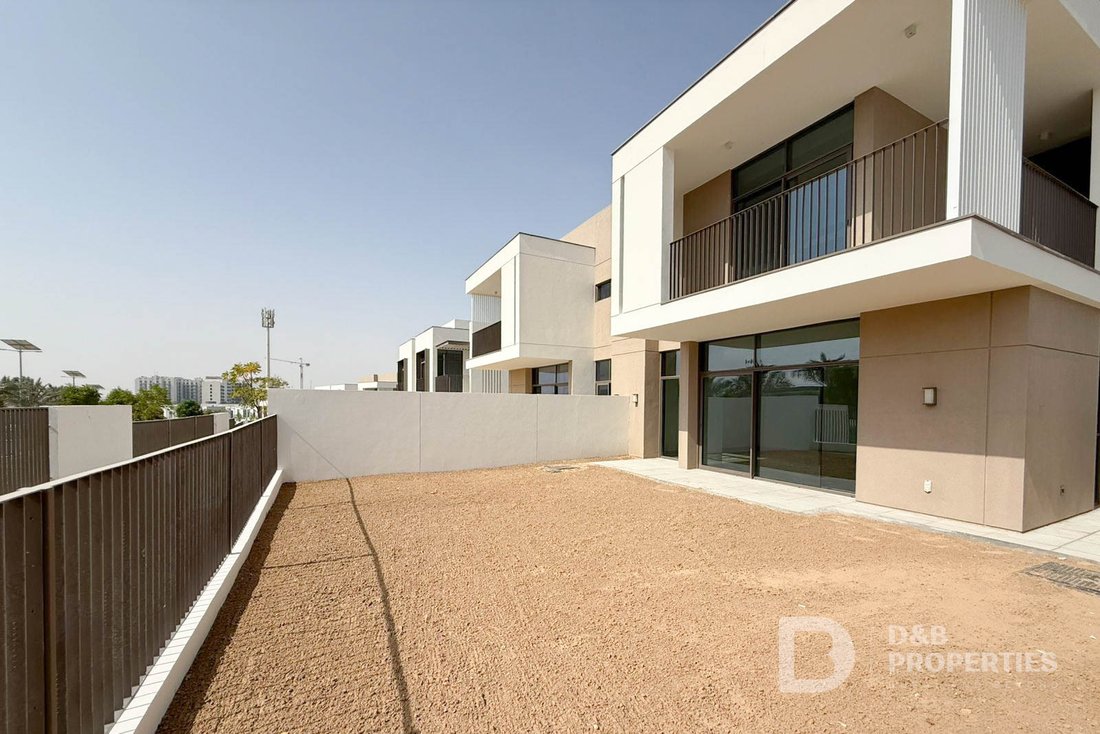 Villa in Dubai, Dubai, United Arab Emirates 2 - 15788939