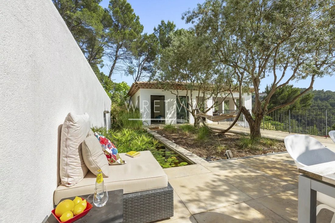 Villa in Est, Lorgues, France 3 - 15823281