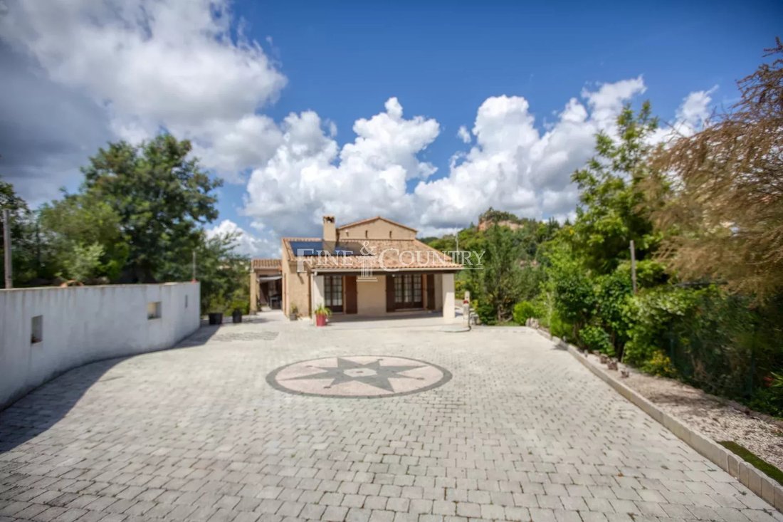 House in Les Termes, Mandelieu-la-Napoule, France 2 - 15820888