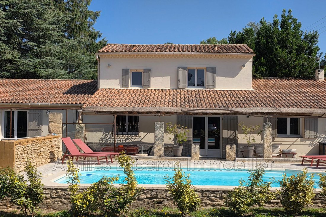 Villa in Saint-Rémy-de-Provence, Provence-Alpes-Côte d'Azur, France 4 - 15815461