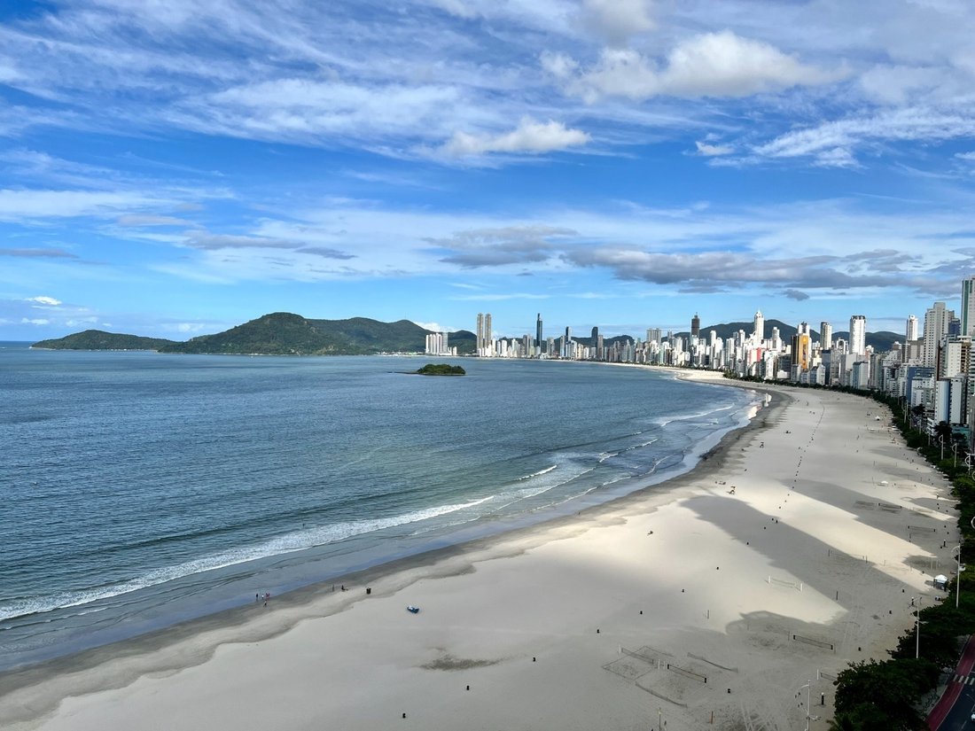 Condo in Centro, State of Santa Catarina, Brazil 1 - 15815927
