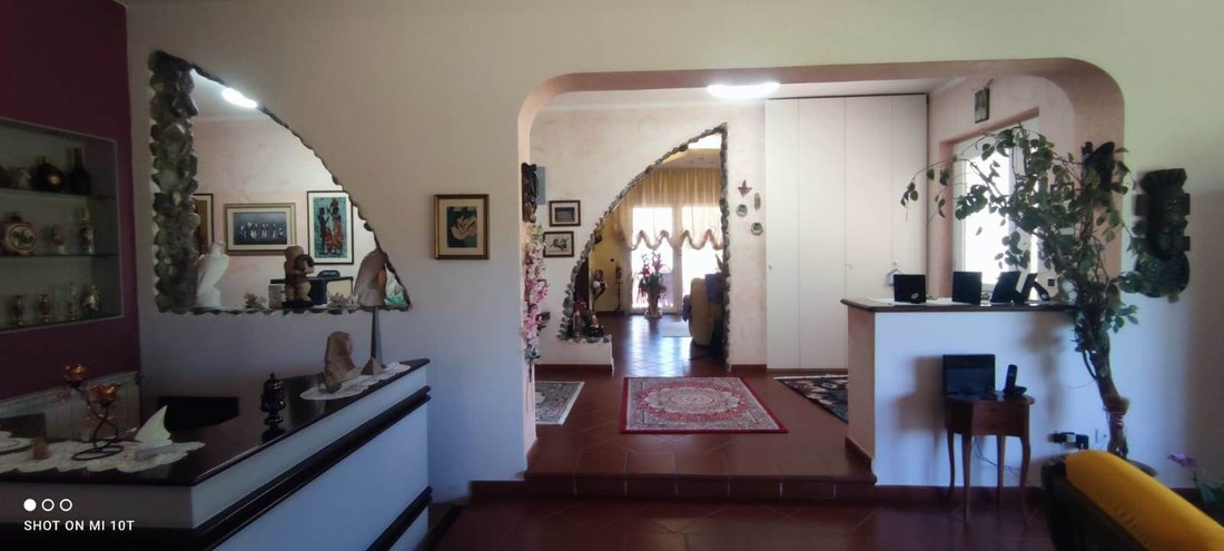 Villa in Licciana Nardi, Tuscany, Italy 5 - 15821713