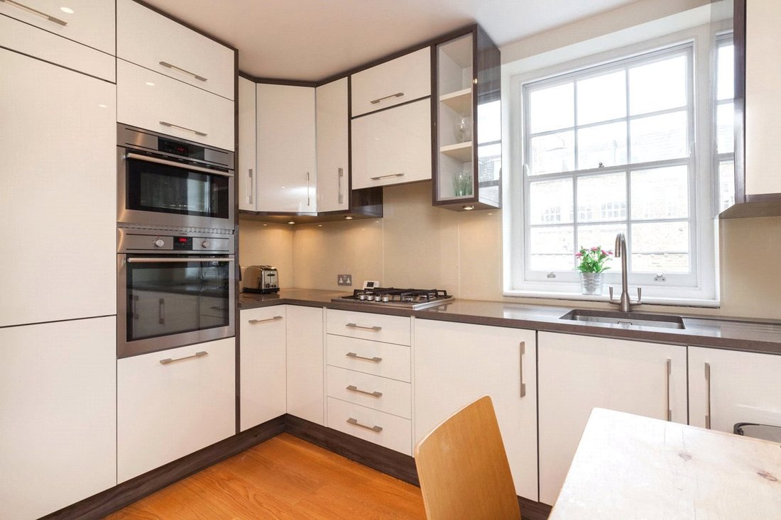 Apartment in Fitzrovia, Camden, England 3 - 15815213