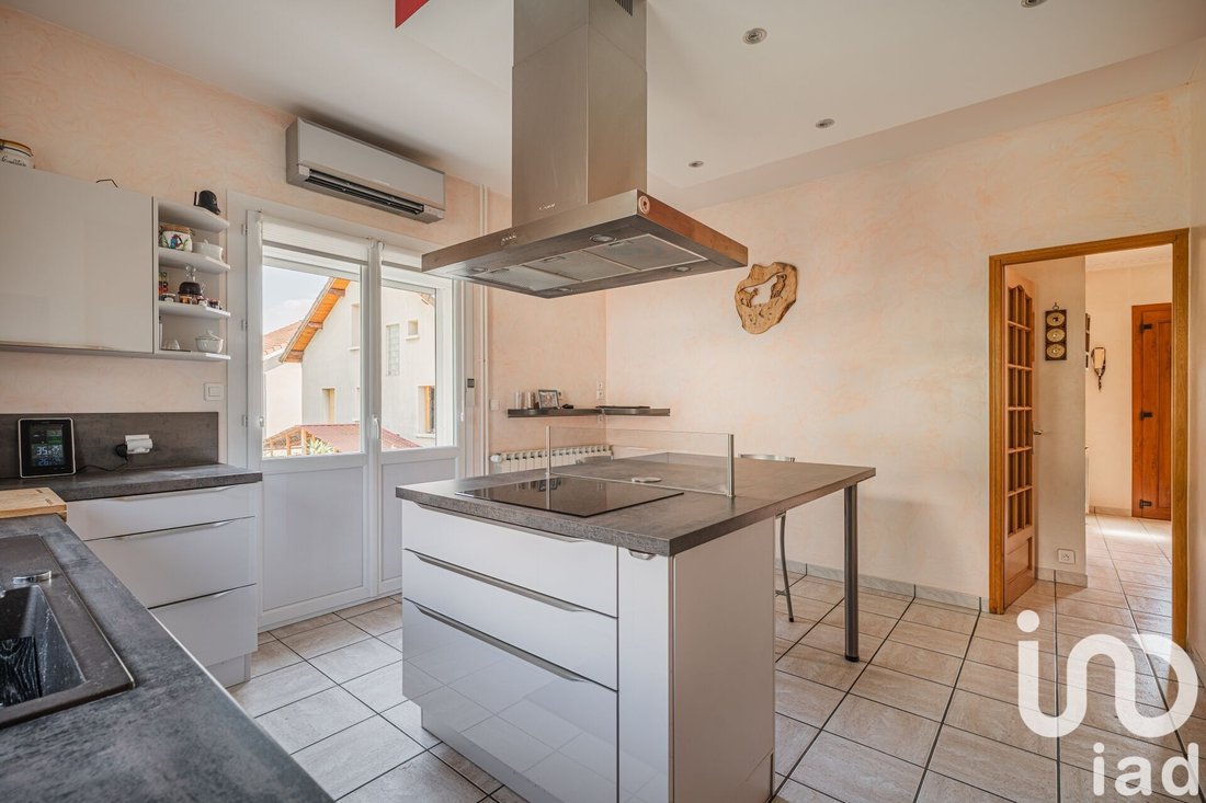House in Barnave-Saint Robert, Saint-Egreve, France 4 - 15823620