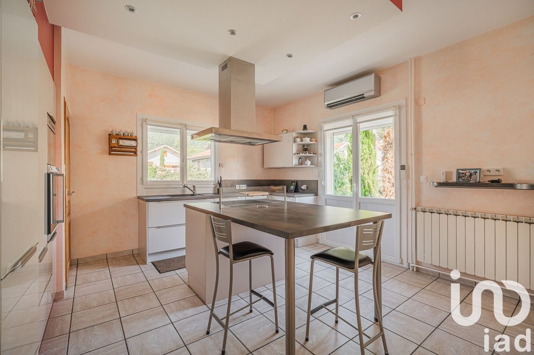 House in Barnave-Saint Robert, Saint-Egreve, France 5 - 15823620