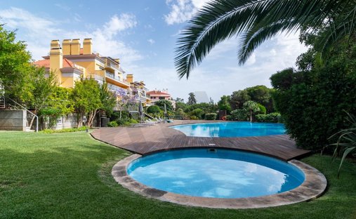 Townhouse in Cascais e Estoril, Lisbon, Portugal 1