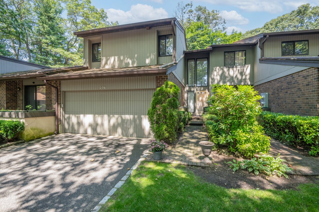 Condo in Jericho, New York, United States 1 - 15818061