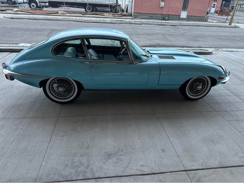 Coupe in Glendale, United States 5 - 15822355